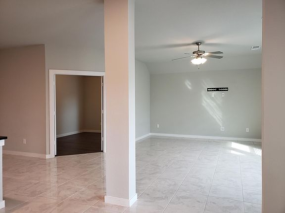 5th image of 3026 Estuary Dr