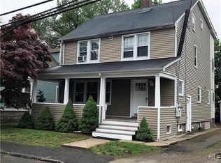 9 Harriet St, Norwalk, CT 06851