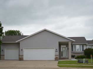 4869 Salley Ln NW, Rochester, MN 55901