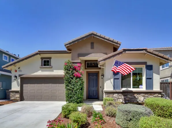 1292 Greenbrier Rd, West Sacramento, CA 95691