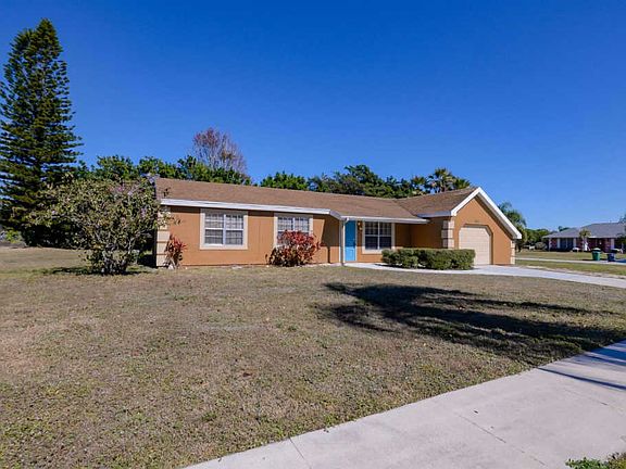 4th image of 231 SW Lucero Dr