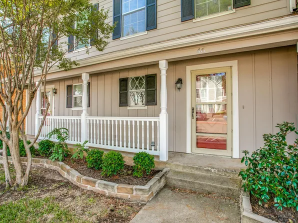 46 Abbey Rd, Euless, TX 76039