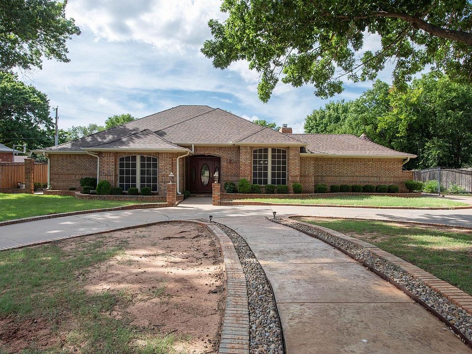 1st image of 2 Bosque Cir