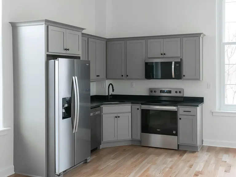 747 S 5th St #21 — Photo 9