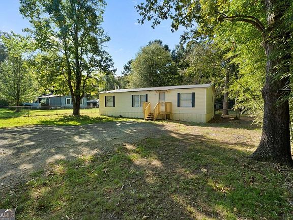 3rd image of 79 Hennon Dr NW