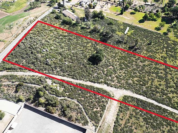 3rd image of Vesper Rd