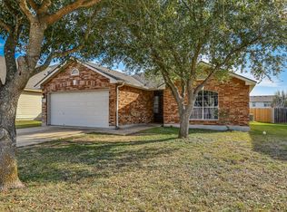 401 Bandara Woods Blvd, Elgin, TX 78621