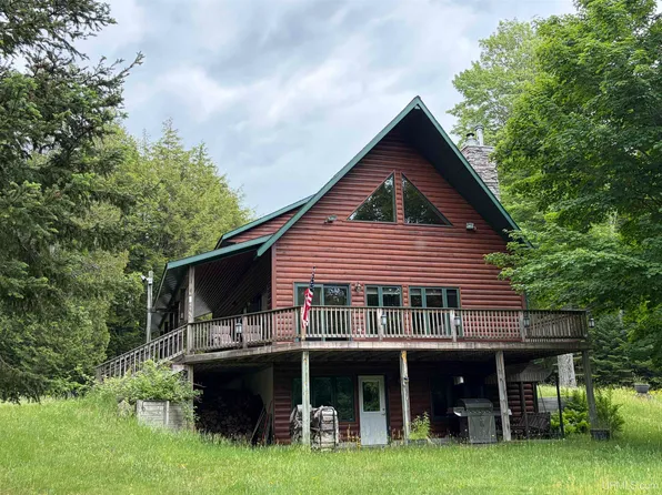 5109 N River Rd, Manistique, MI 49854