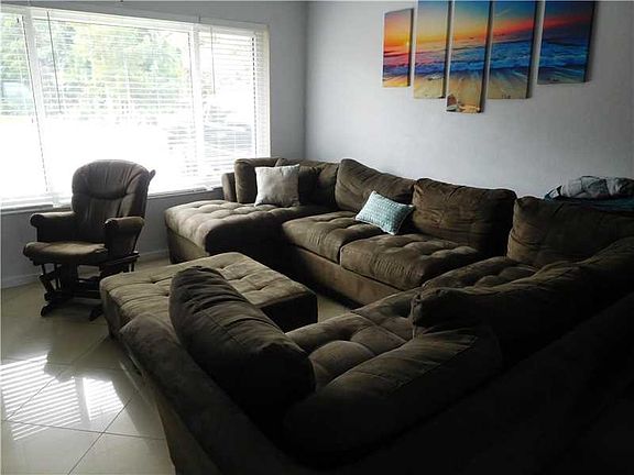 3rd image of 8981 SW 192nd Dr