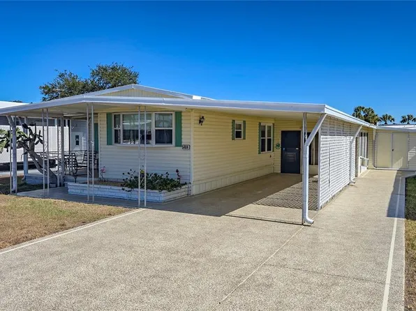 5404 Waters St, Zephyrhills, FL 33542