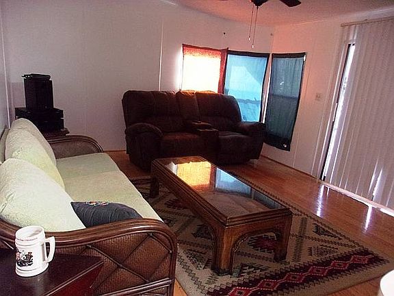 4th image of 1221 La Flosita Dr