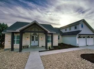1893 Summit Top Dr, Kerrville, TX 78028