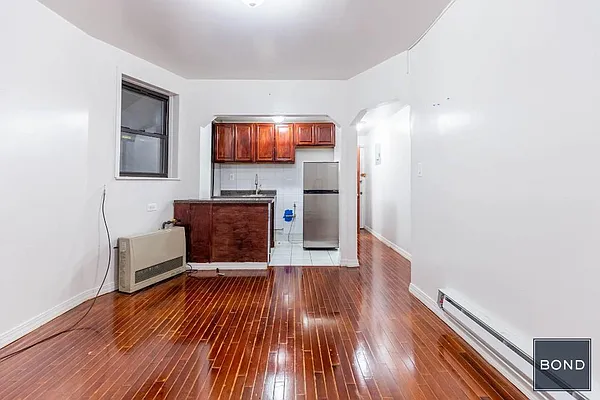 Rented by Bond New York | media 3