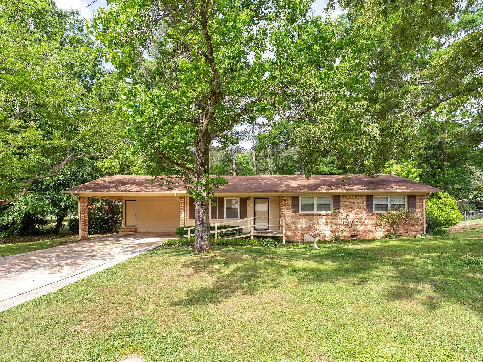 1012 Sugarloaf Ln, Anniston, AL 36207 Zillow