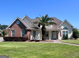 353 Chase Dr, Jesup, GA 31546