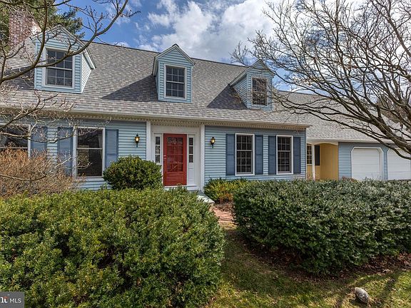 2nd image of 501 W Hubler Rd