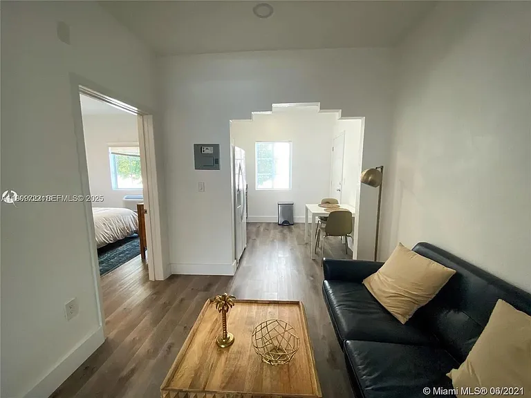 8415 Harding Ave #5 — Photo 6