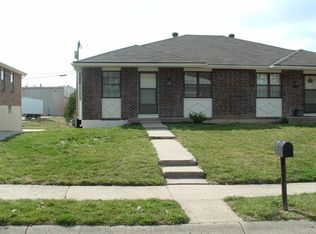 1019 SW Kingscross Rd, Blue Springs, MO 64014