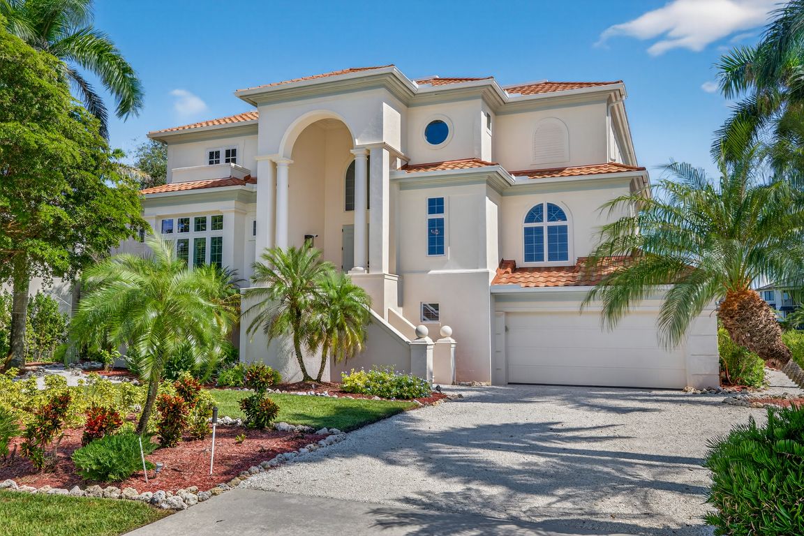 1-Front Exterior 1 of 3