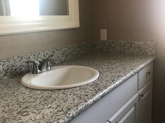 4th image of 2405 Orange Ave