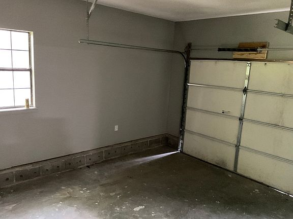 3rd image of 501 E 24th St