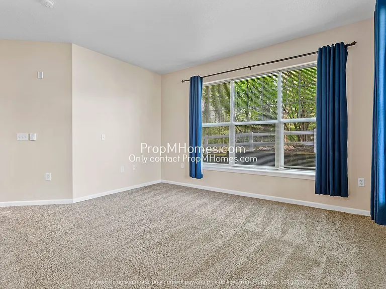 22810 SW Forest Creek Dr #100 — Photo 6