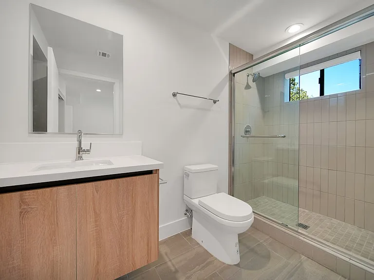 5456 Barton Ave — Photo 3