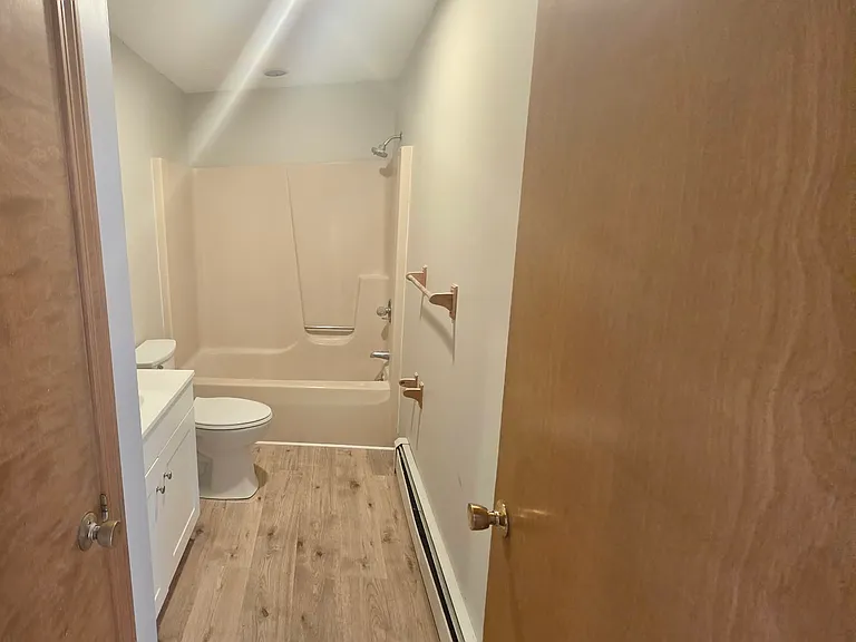 14 Fairway Dr #1 — Photo 5