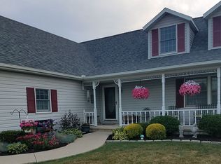 688 N Nickie Ln, Fostoria, OH 44830