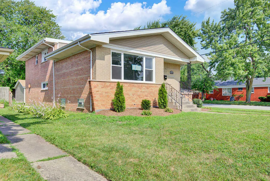 14400 Kenwood Ave photo 1