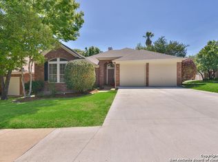 8842 Brae Crest Dr, San Antonio, TX 78249