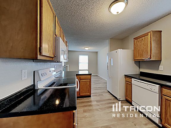 5th image of 2049 Sweet Blossom Ln