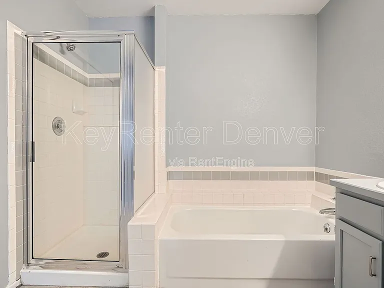 5742 W 114th Pl — Photo 18