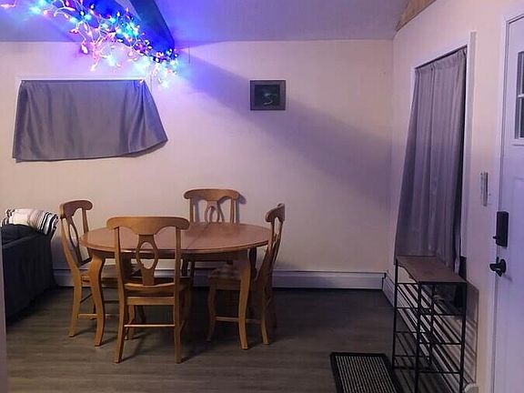 4th image of 1931 Badger Rd Unit 3