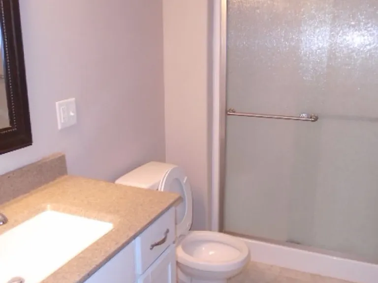 1421 Paddington Cir — Photo 11