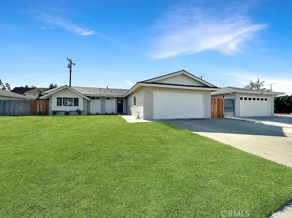 1502 W Hemlock Way, Santa Ana, CA 92704