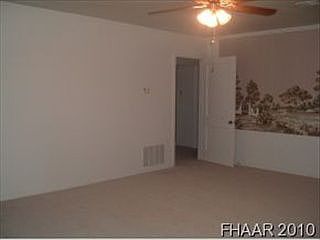 2nd image of 806 S 37th St
