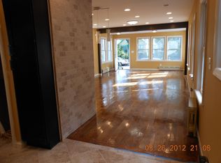 12228 192nd St, Springfield Gardens, NY 11413