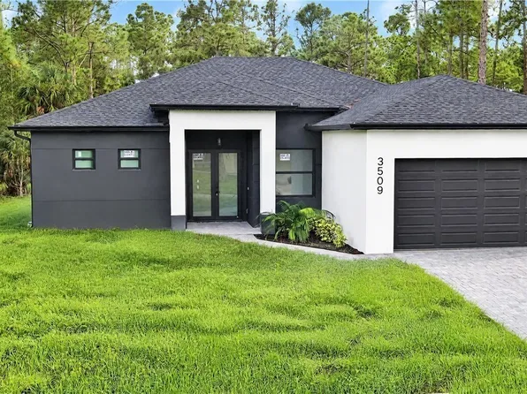 3509 63rd St W, Lehigh Acres, FL 33971