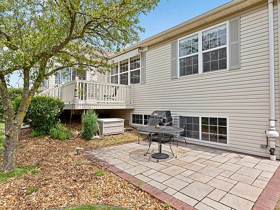 5th image of 17023 Melville Ct