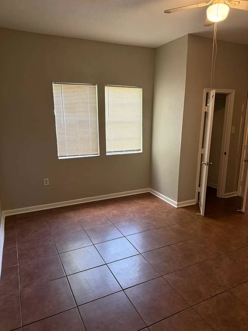 Property under renovations! — Photo 3