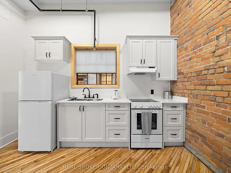 150 Mill St #209 — Photo 9