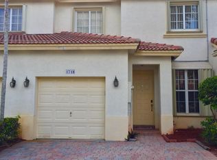 1718 NW 78th Way, Hollywood, FL 33024