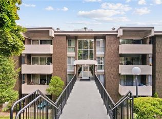 2407 Charlemagne Cir, Pittsburgh, PA