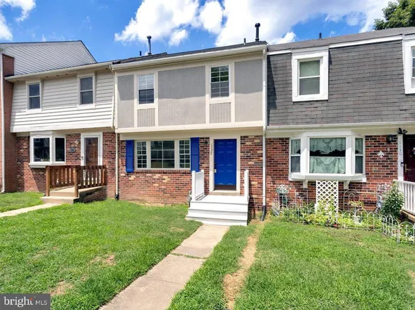 1132 James Madison Cir, Fredericksburg, VA 22405