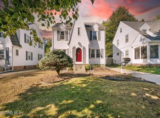 3215 Goddard Rd, Toledo, OH 43606