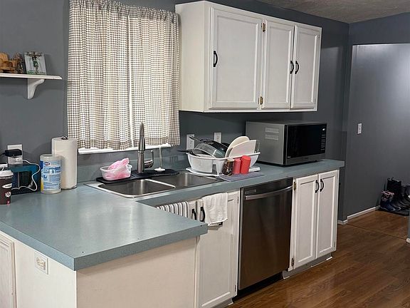 3rd image of 206 N Green St