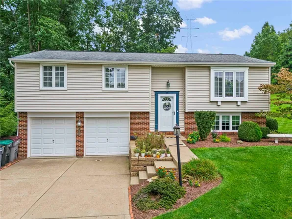 380 Carmell Dr, Pittsburgh, PA 15241