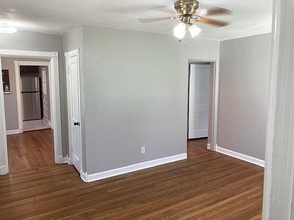 3rd image of 5758 Milmar Dr N