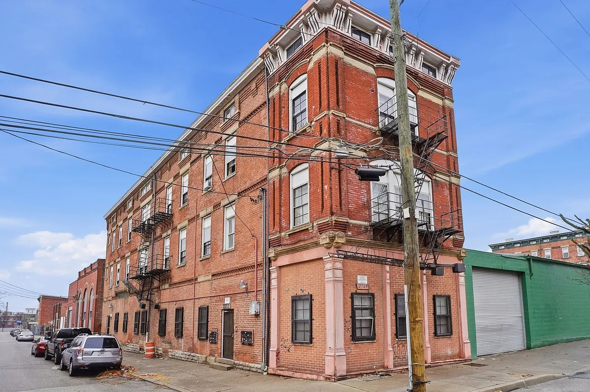 Building Photo - 2169 Central Ave